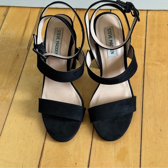 Steve Madden Black Suede Block Heel Sandals - Picture 4 of 12